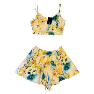 🚨🔥NWT Fashion nova 2 piece short skirt set🔥🚨